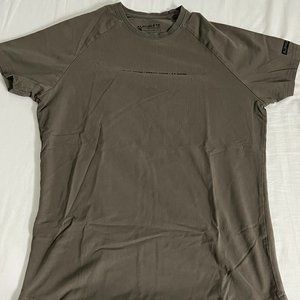 Alphalete Learn More Dream More Be More Shirt - Men's Small